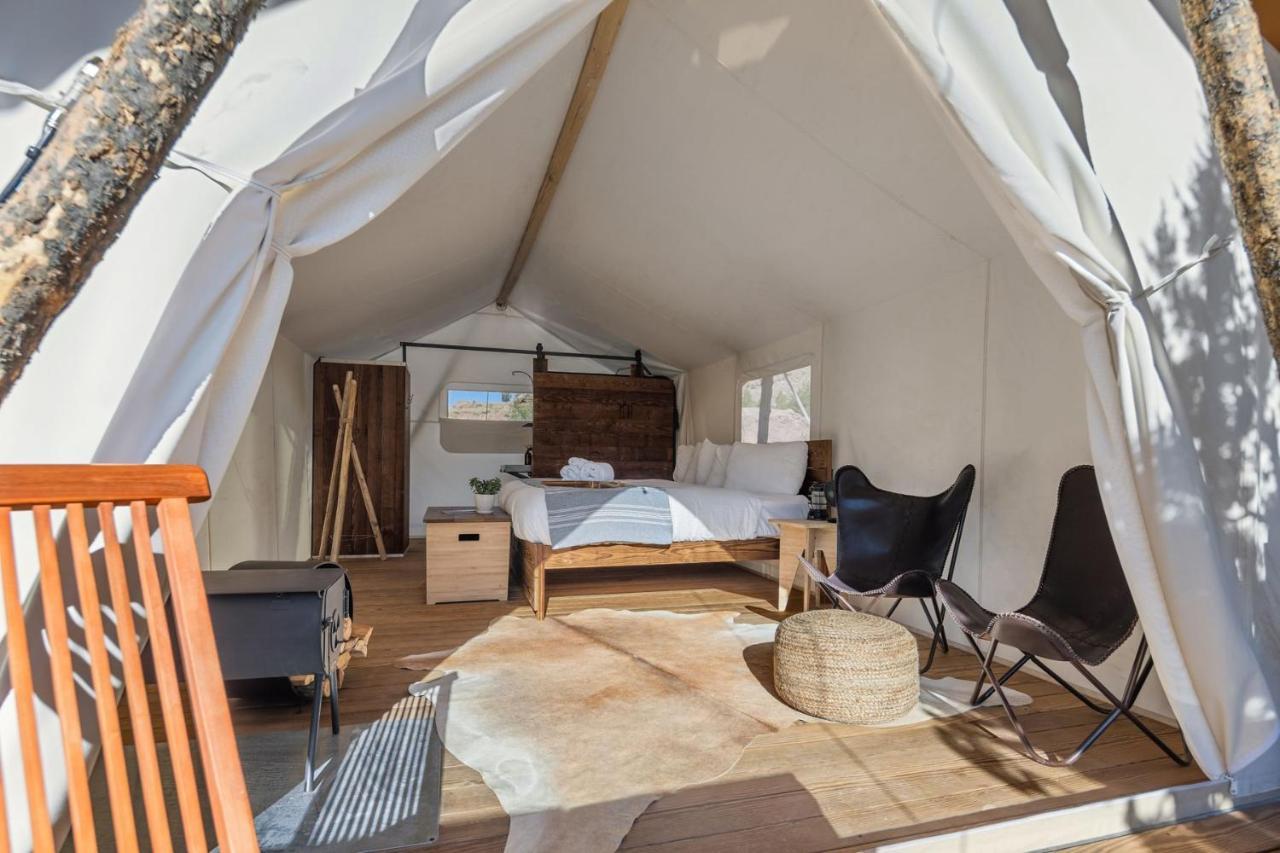 Under Canvas Zion Virgin Bagian luar foto