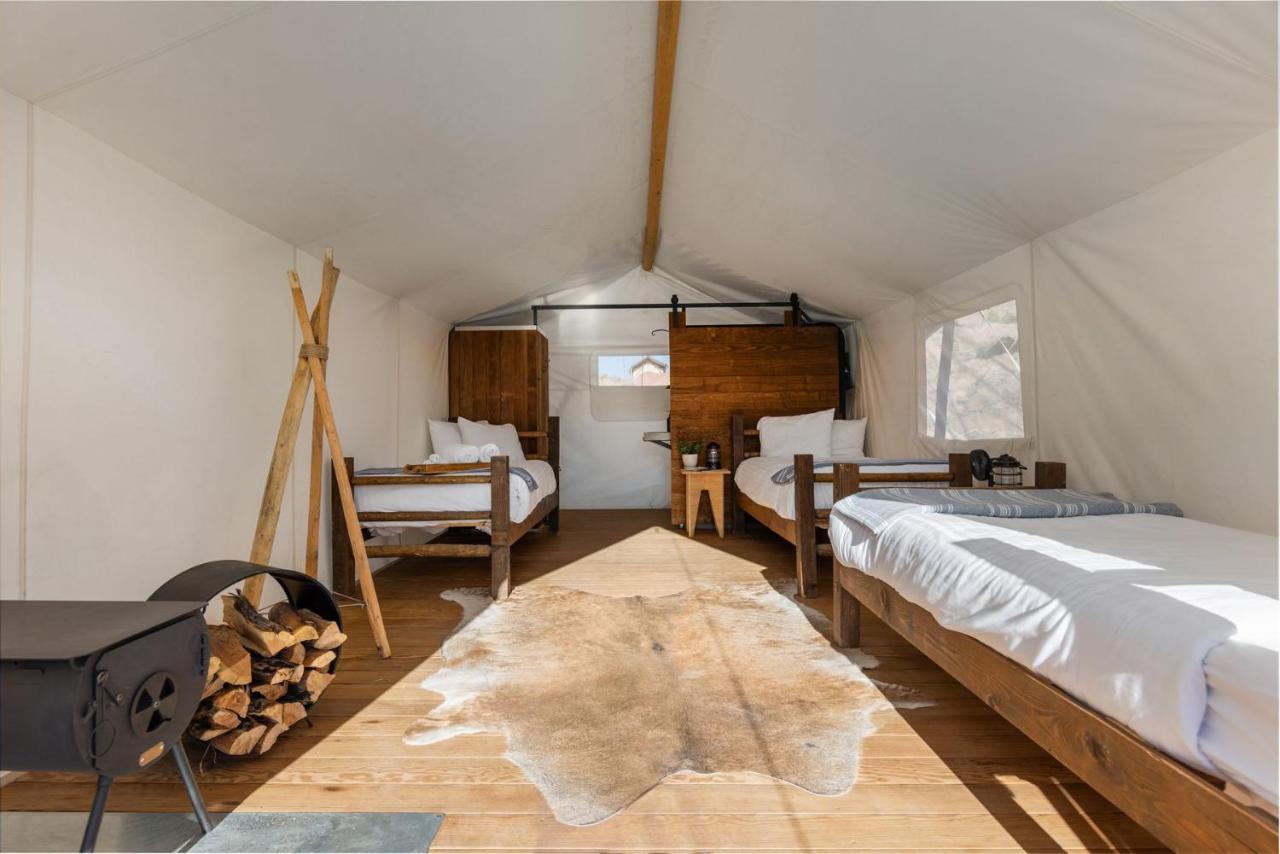 Under Canvas Zion Virgin Bagian luar foto